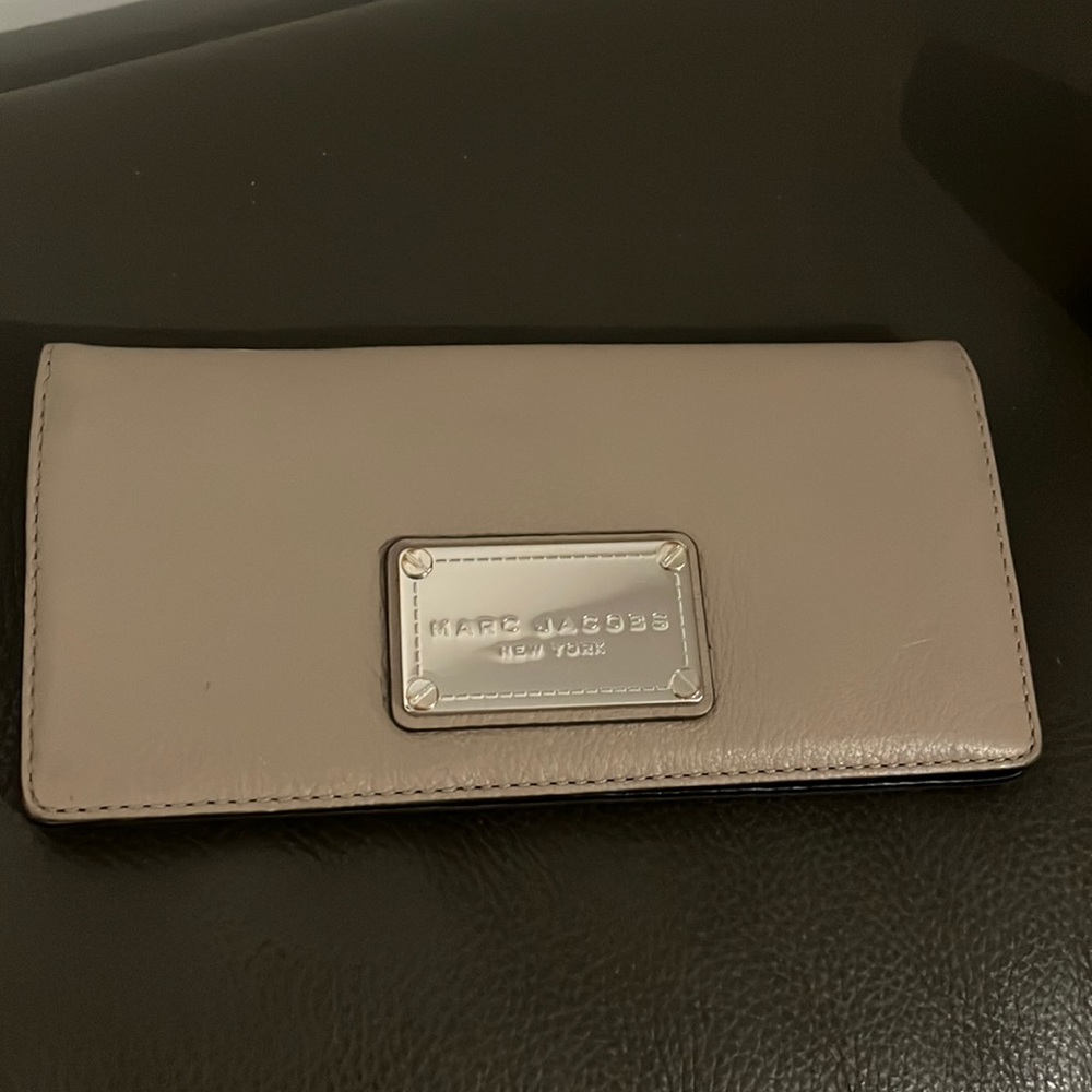 Leather Marc Jacobs wallet